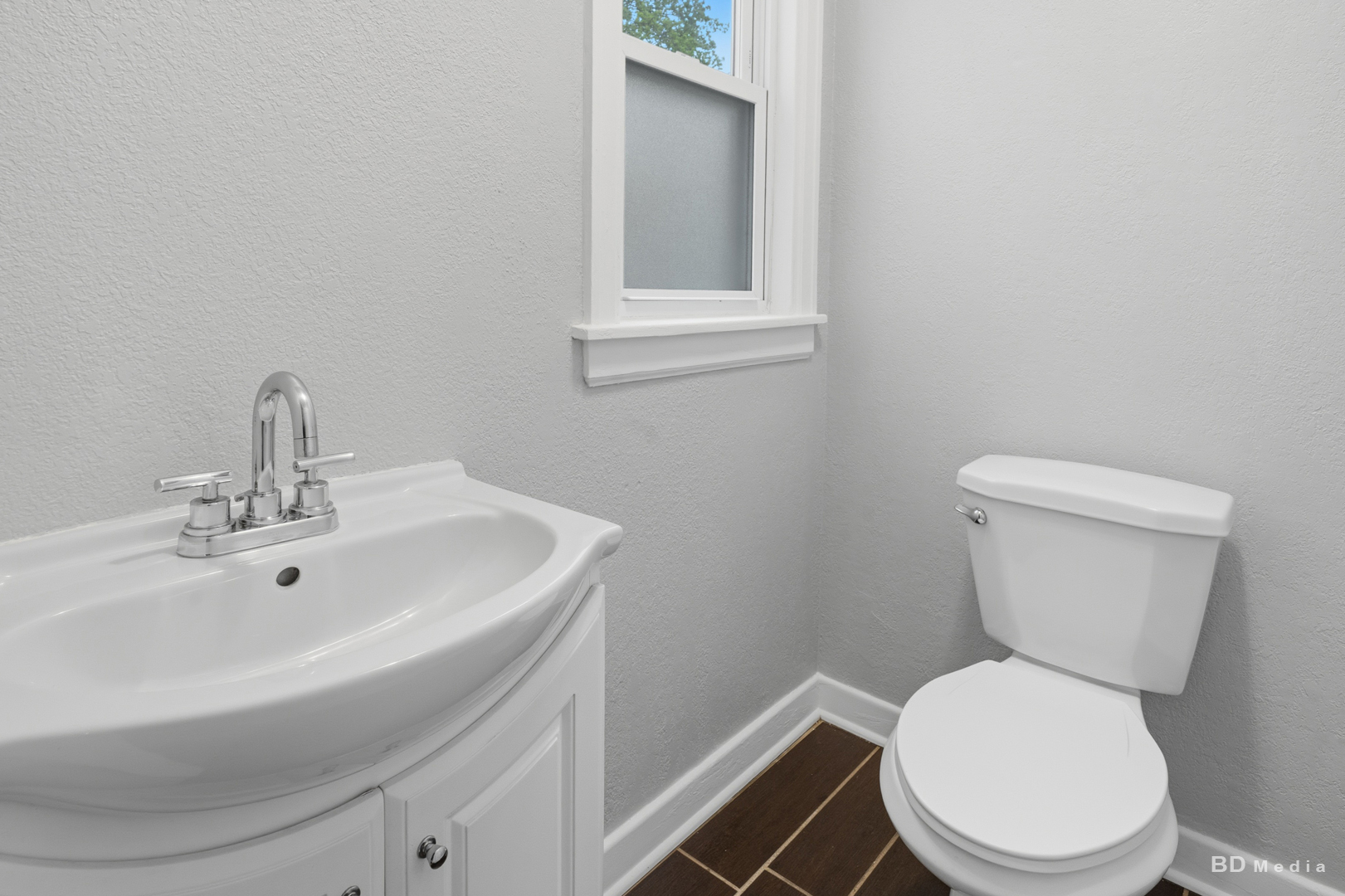 1115 Campbell Avenue Property Photo 8