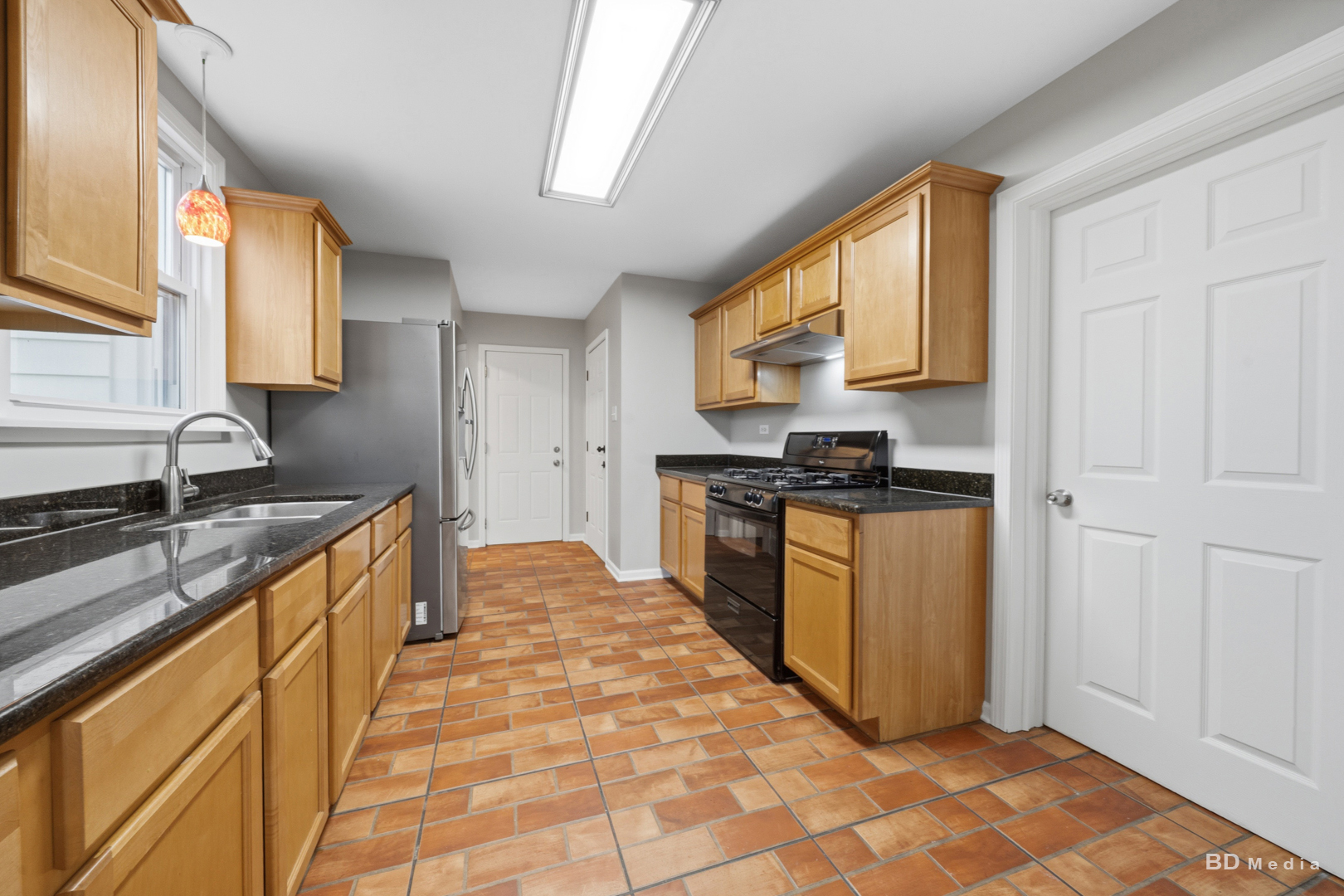 1115 Campbell Avenue Property Photo 16