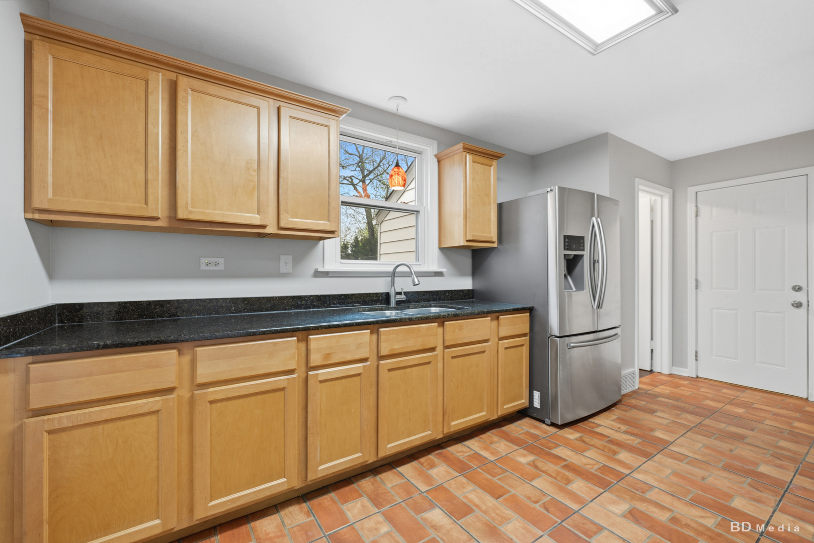 1115 Campbell Avenue Property Photo 18