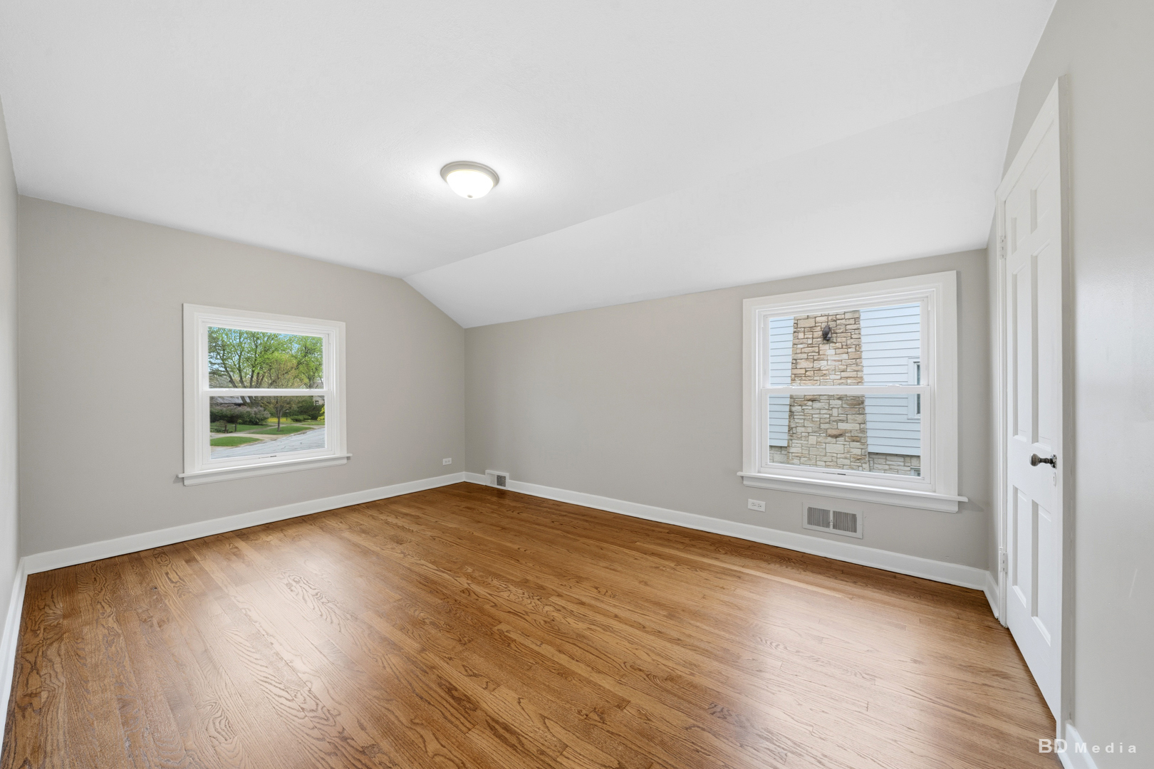 1115 Campbell Avenue Property Photo 20