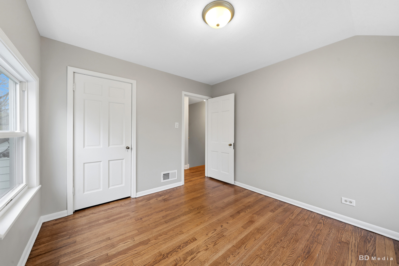 1115 Campbell Avenue Property Photo 21