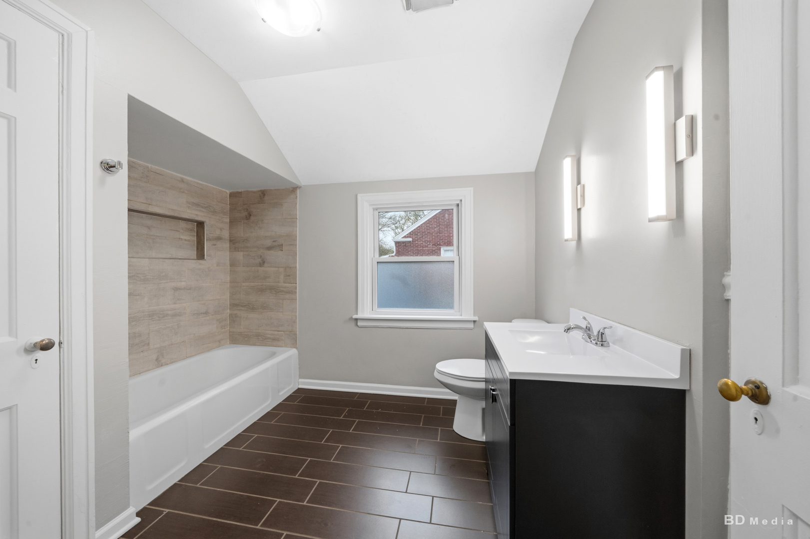 1115 Campbell Avenue Property Photo 24