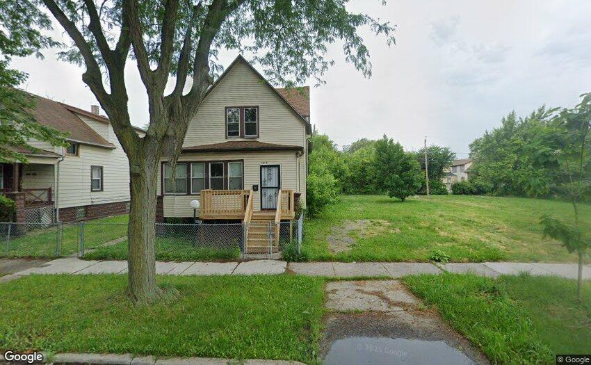 10600 S Lafayette Avenue Property Photo 1