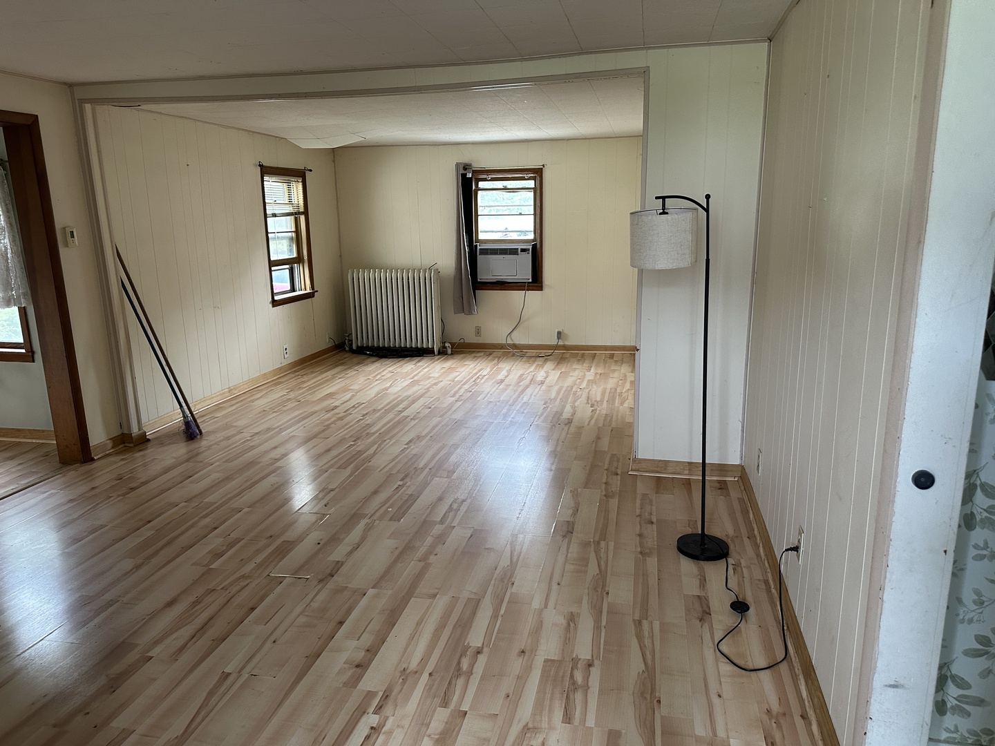 404 E 9th Street Property Photo 12