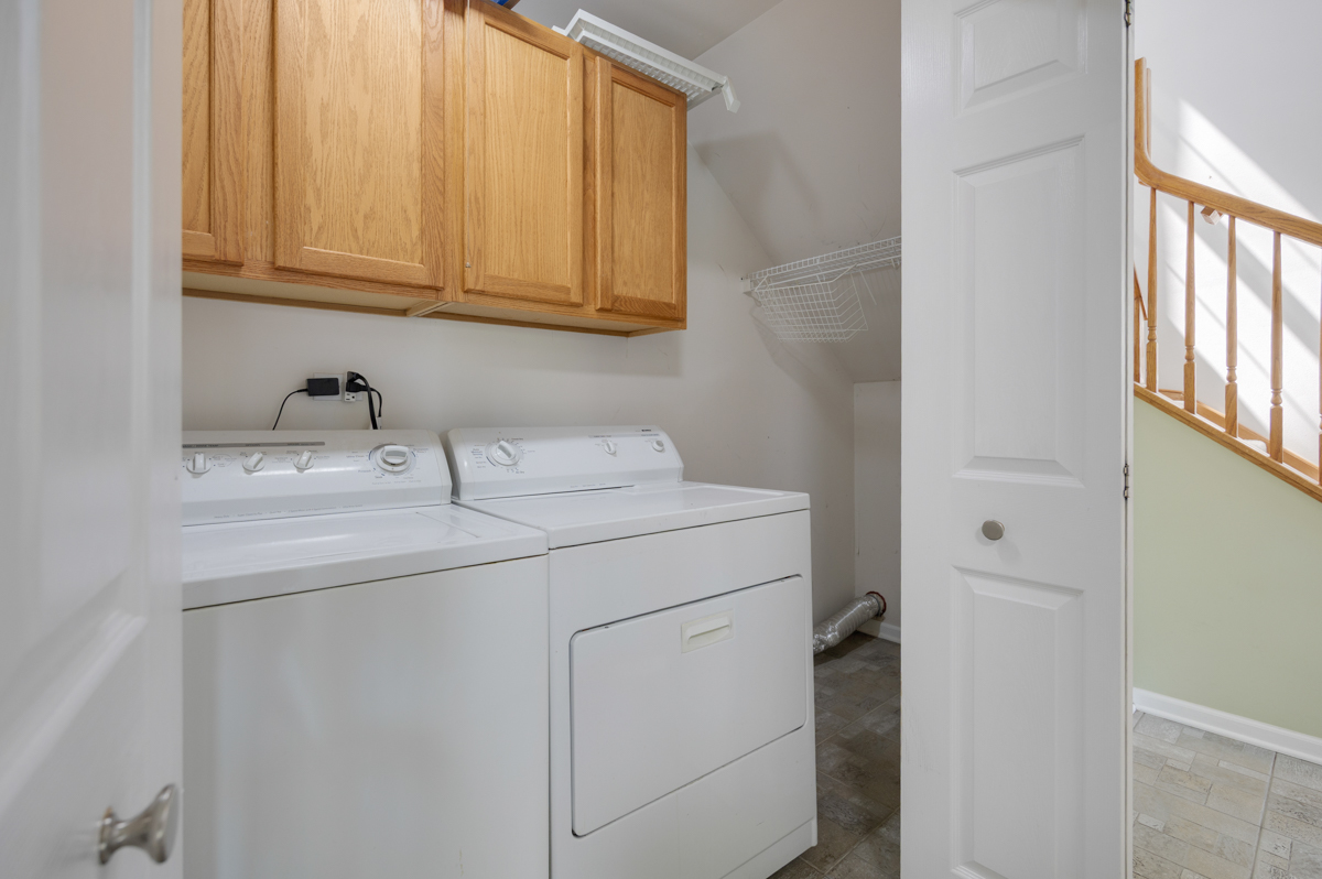 1829 Golden Gate Lane Property Photo 13