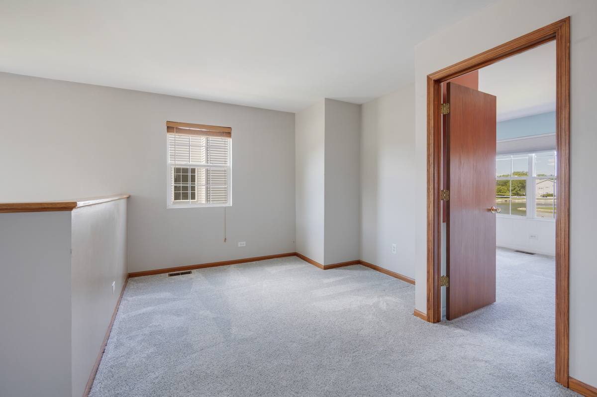 1829 Golden Gate Lane Property Photo 16