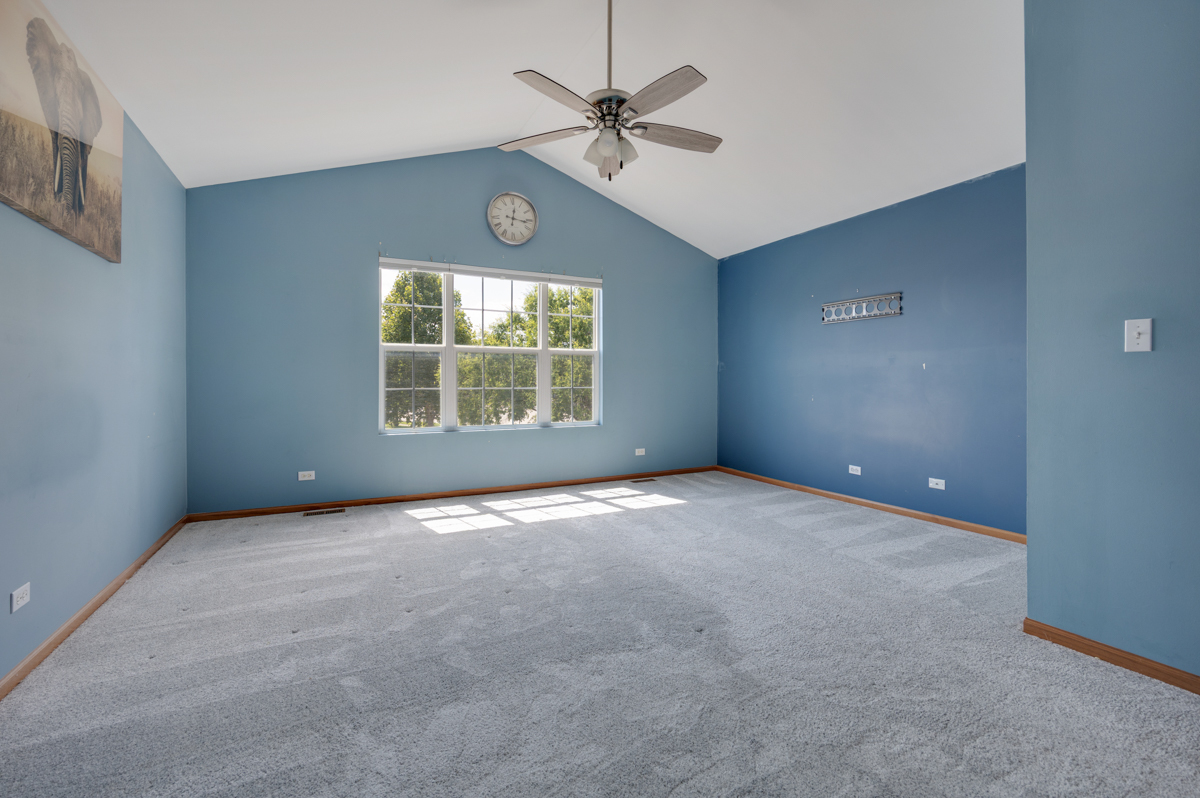 1829 Golden Gate Lane Property Photo 17