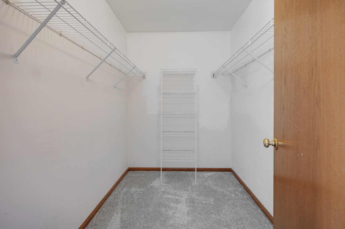 1829 Golden Gate Lane Property Photo 19