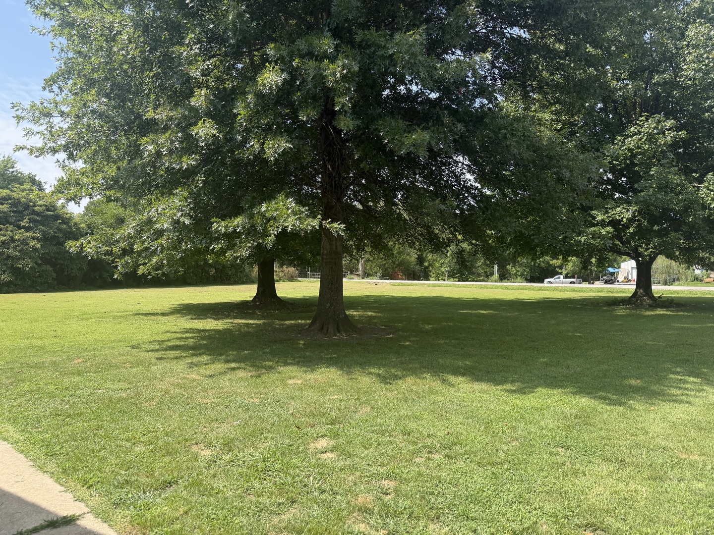 2218 S Thompsonville Road Property Photo 3