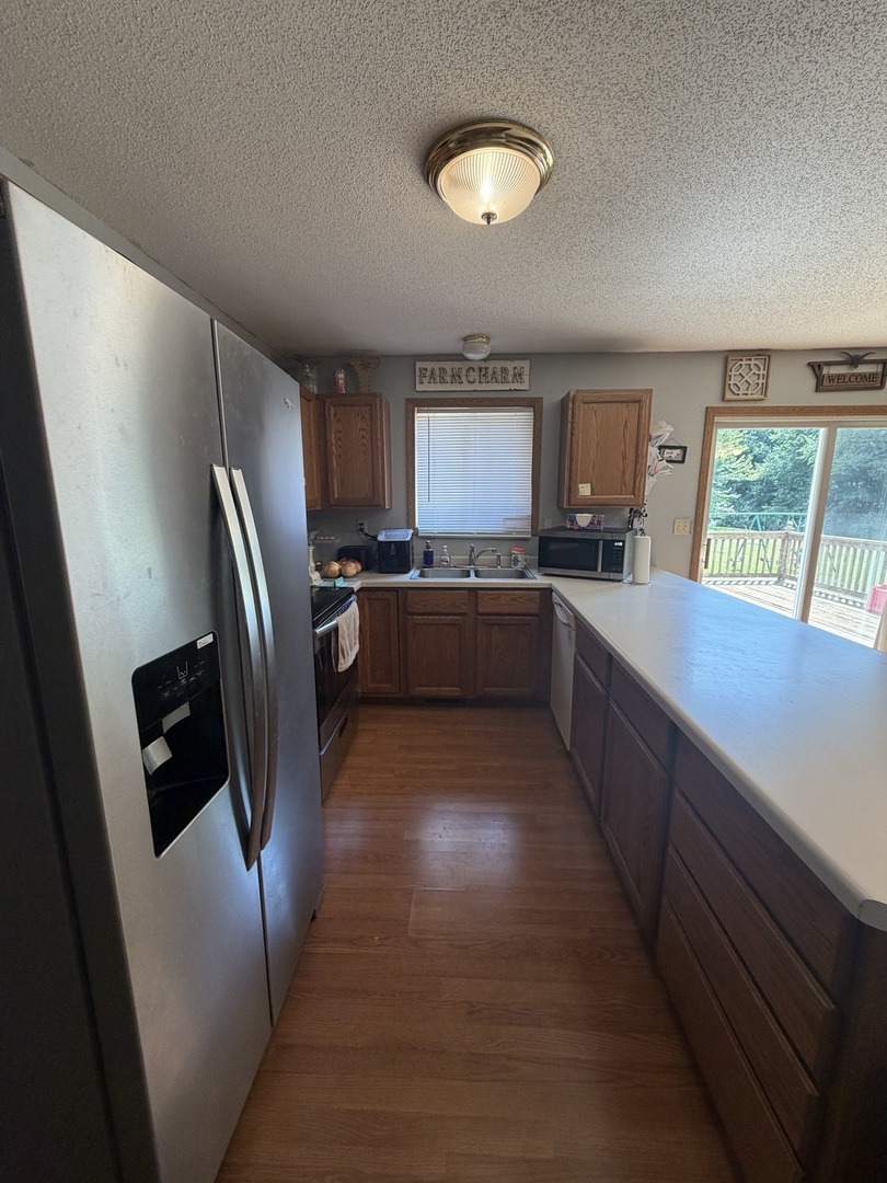 2218 S Thompsonville Road Property Photo 7