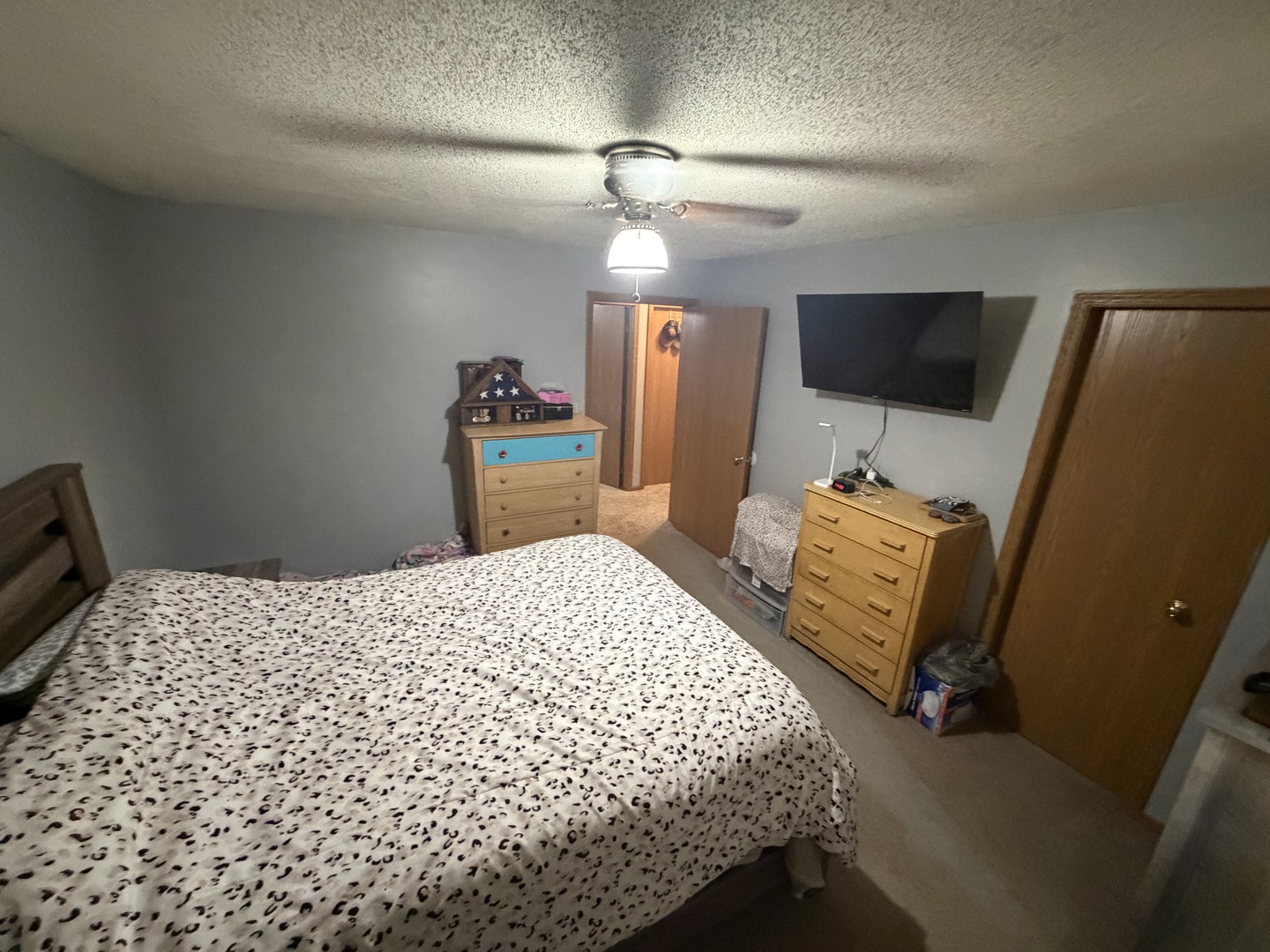 2218 S Thompsonville Road Property Photo 22