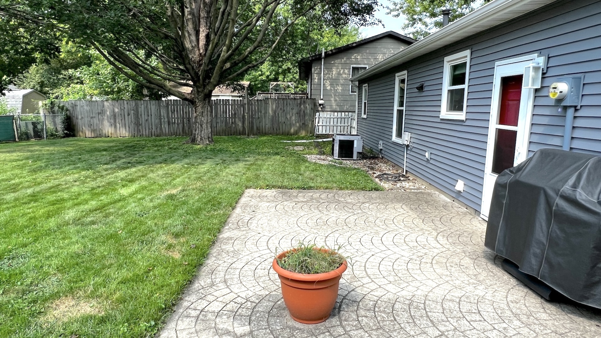 2603 Trafalgar Square Property Photo 13