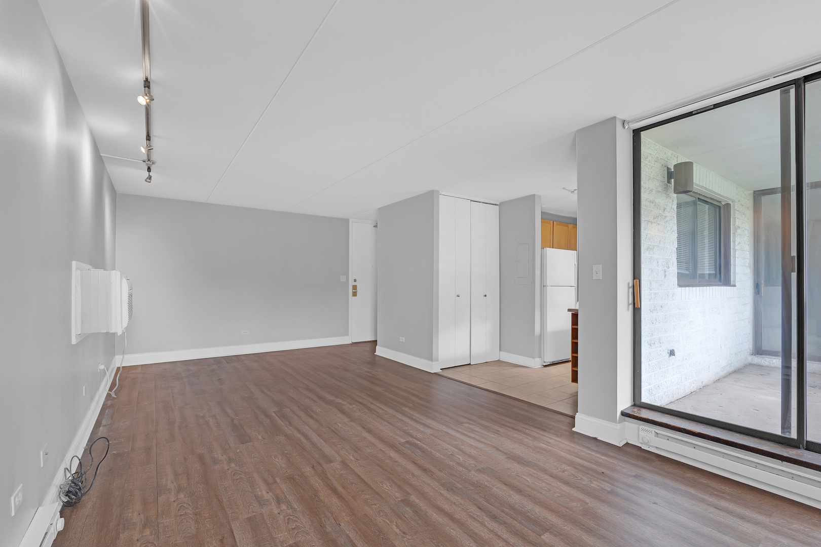 322 W Miner Street 1c Property Photo 5