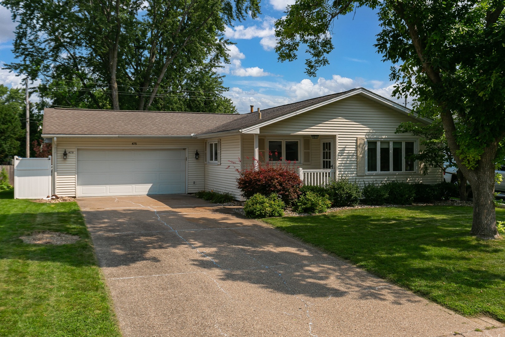 475 32nd Avenue Property Photo 1