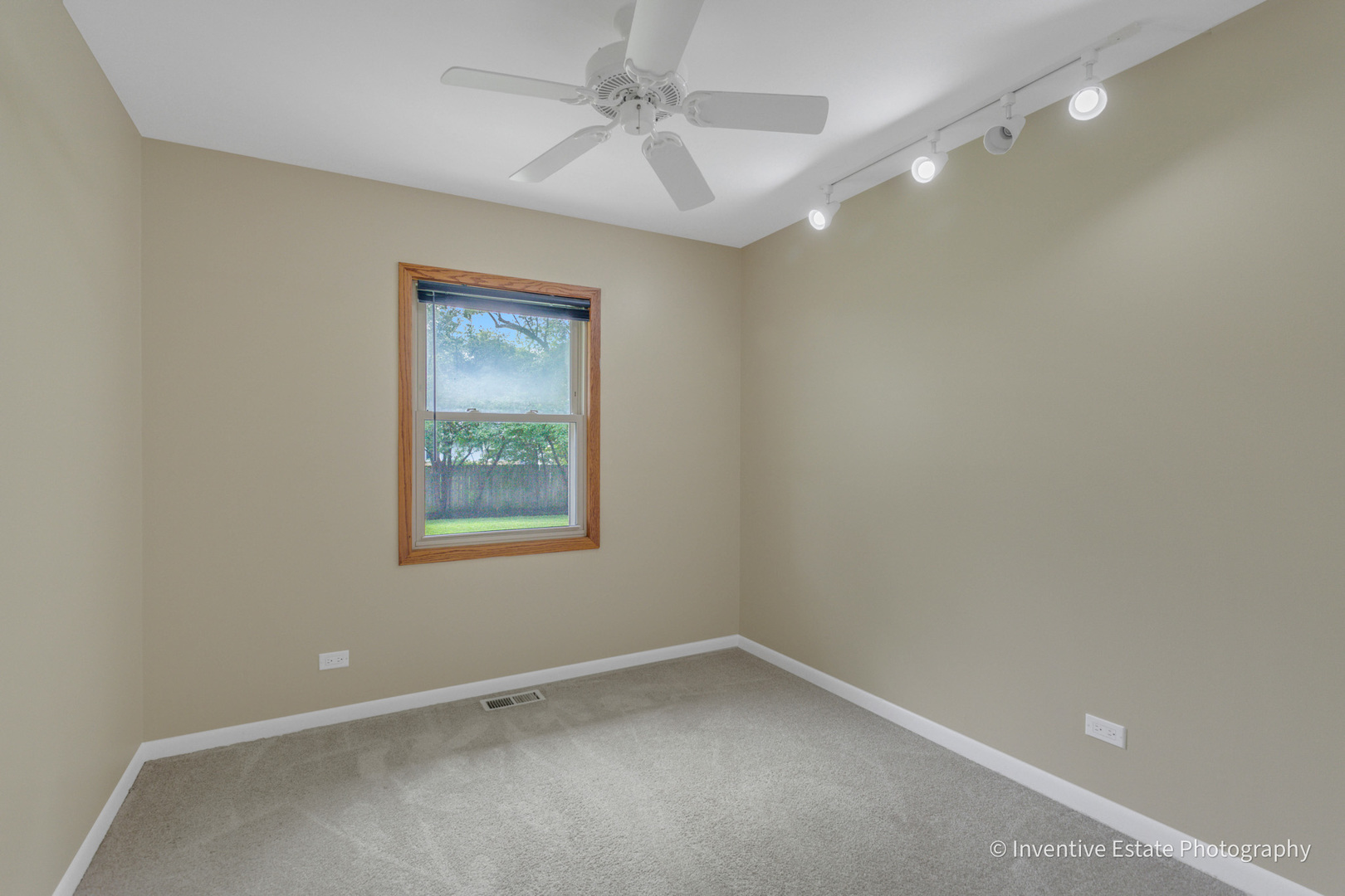 825 Oxford Street Property Photo 12