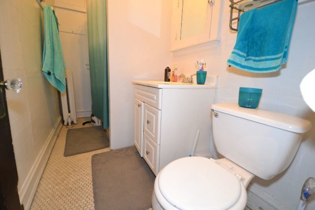 5023 N Winchester Avenue 3 Property Photo 6