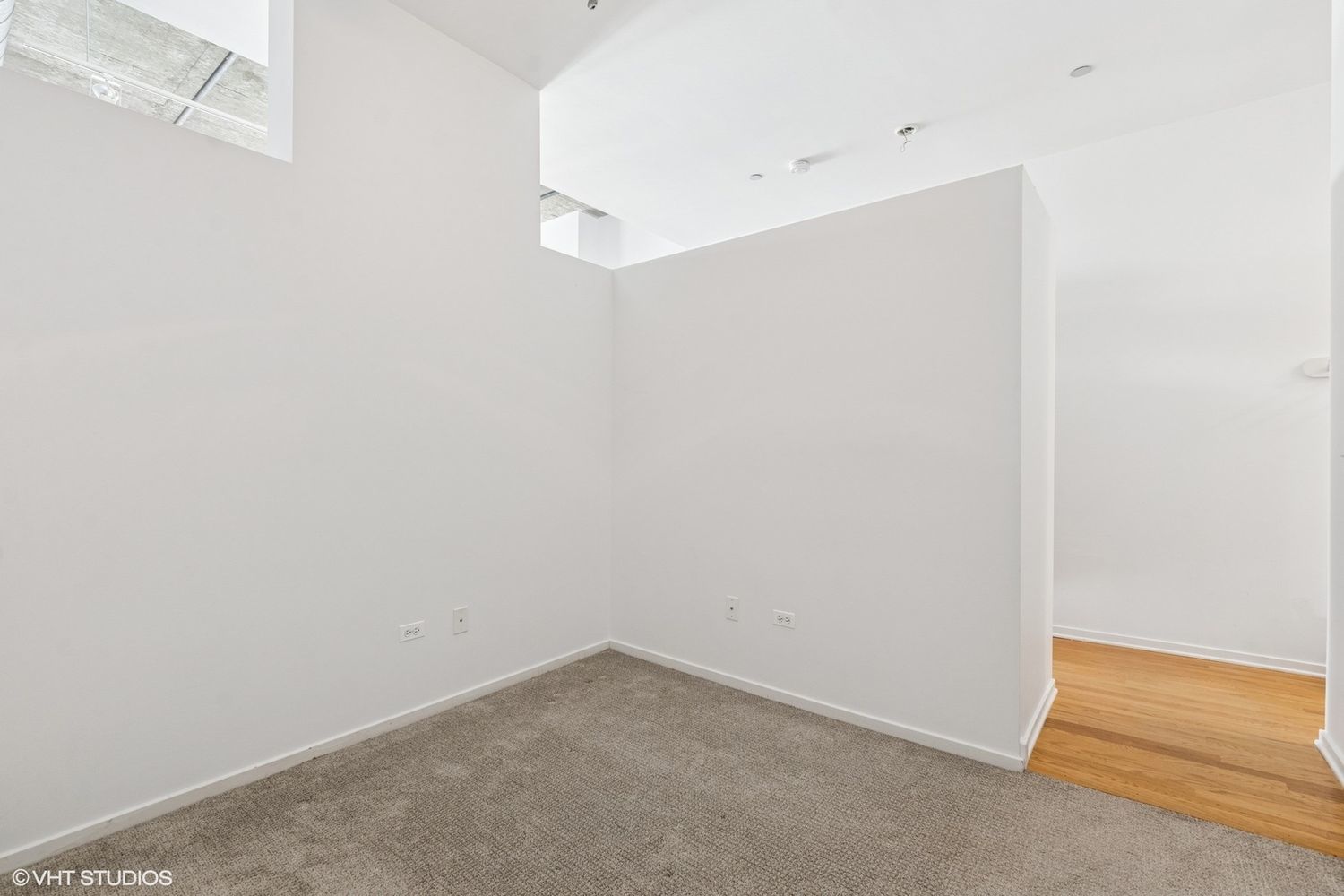 849 N Franklin Street 1405 Property Photo 11