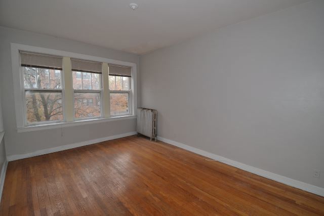 5021 N Winchester Avenue 2 Property Photo 7