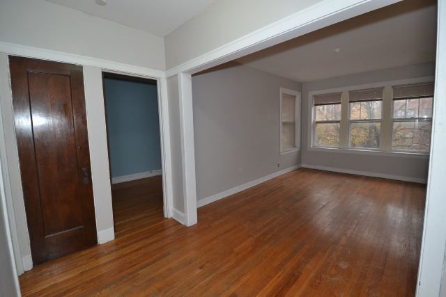 5021 N Winchester Avenue 2 Property Photo 9