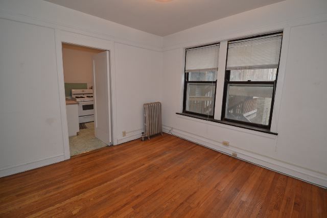 5021 N Winchester Avenue 2 Property Photo 11