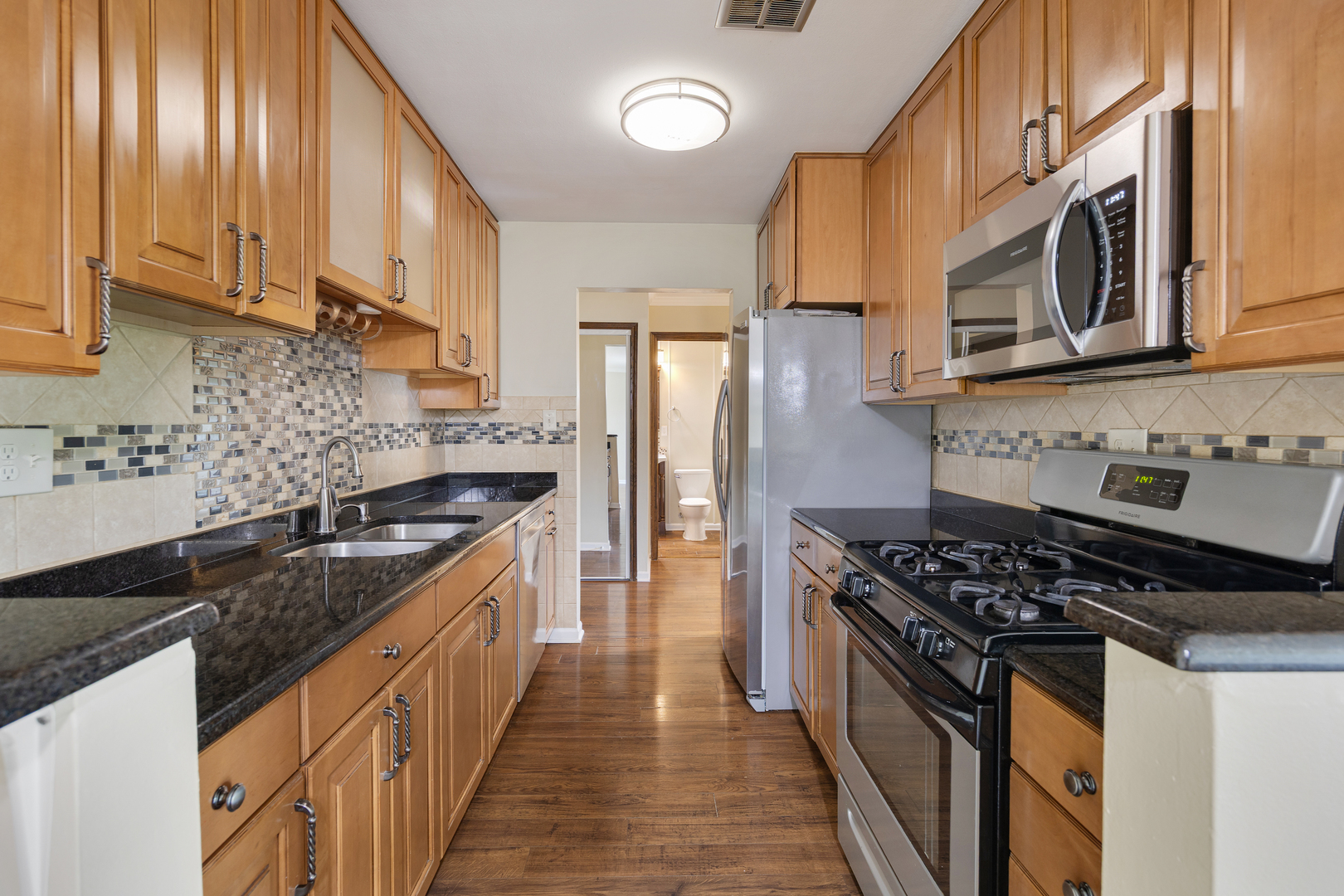 8970 N Parkside Avenue 304 Property Photo 11