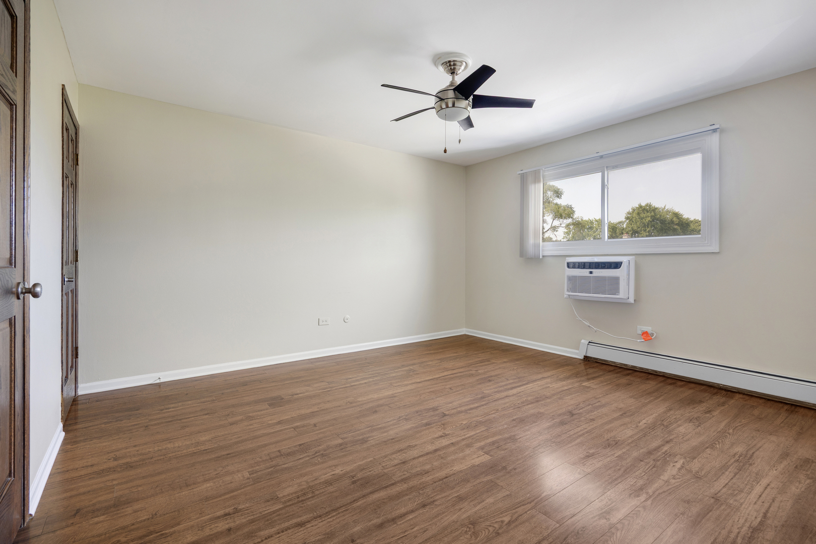 8970 N Parkside Avenue 304 Property Photo 15