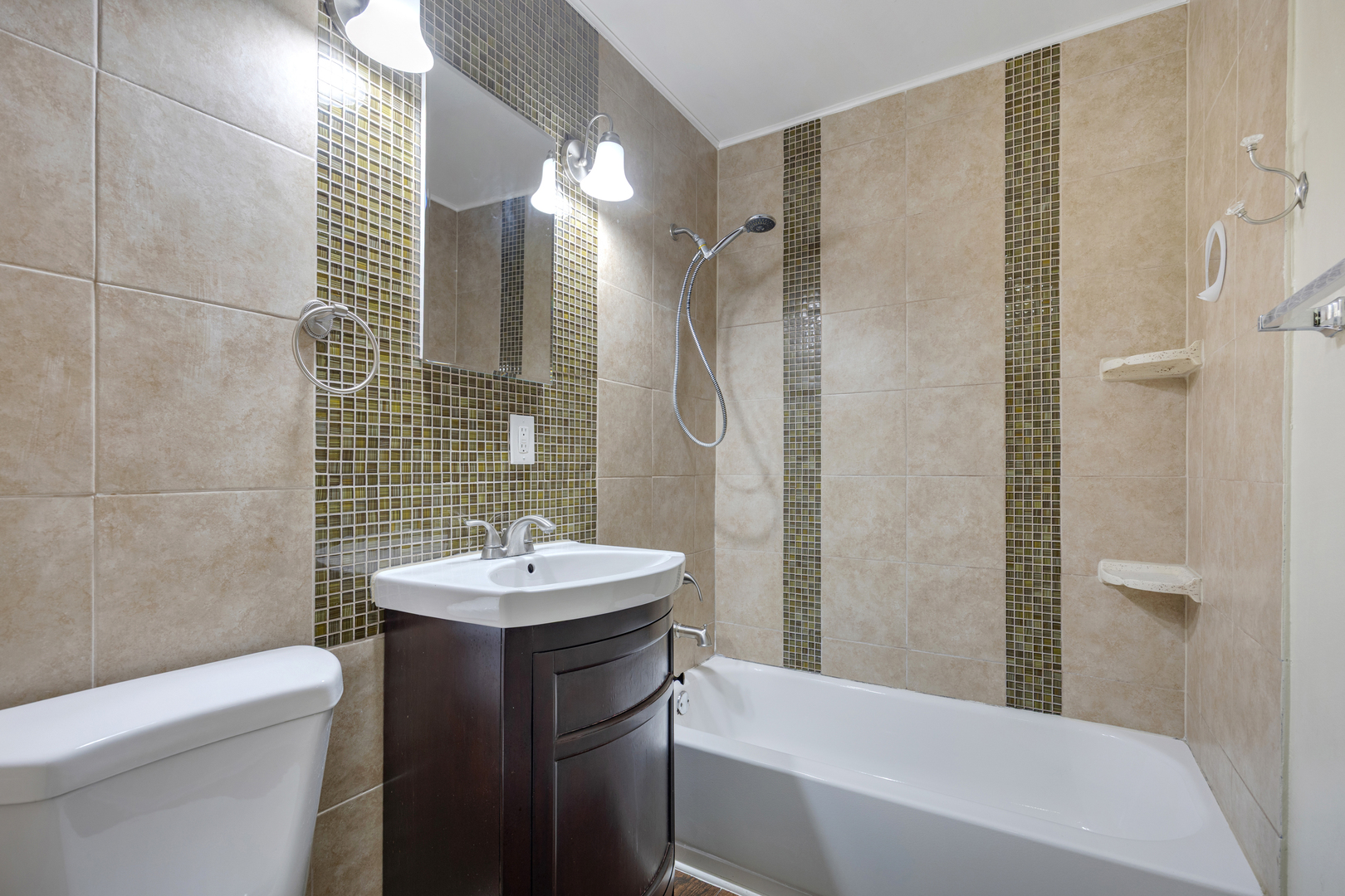 8970 N Parkside Avenue 304 Property Photo 18