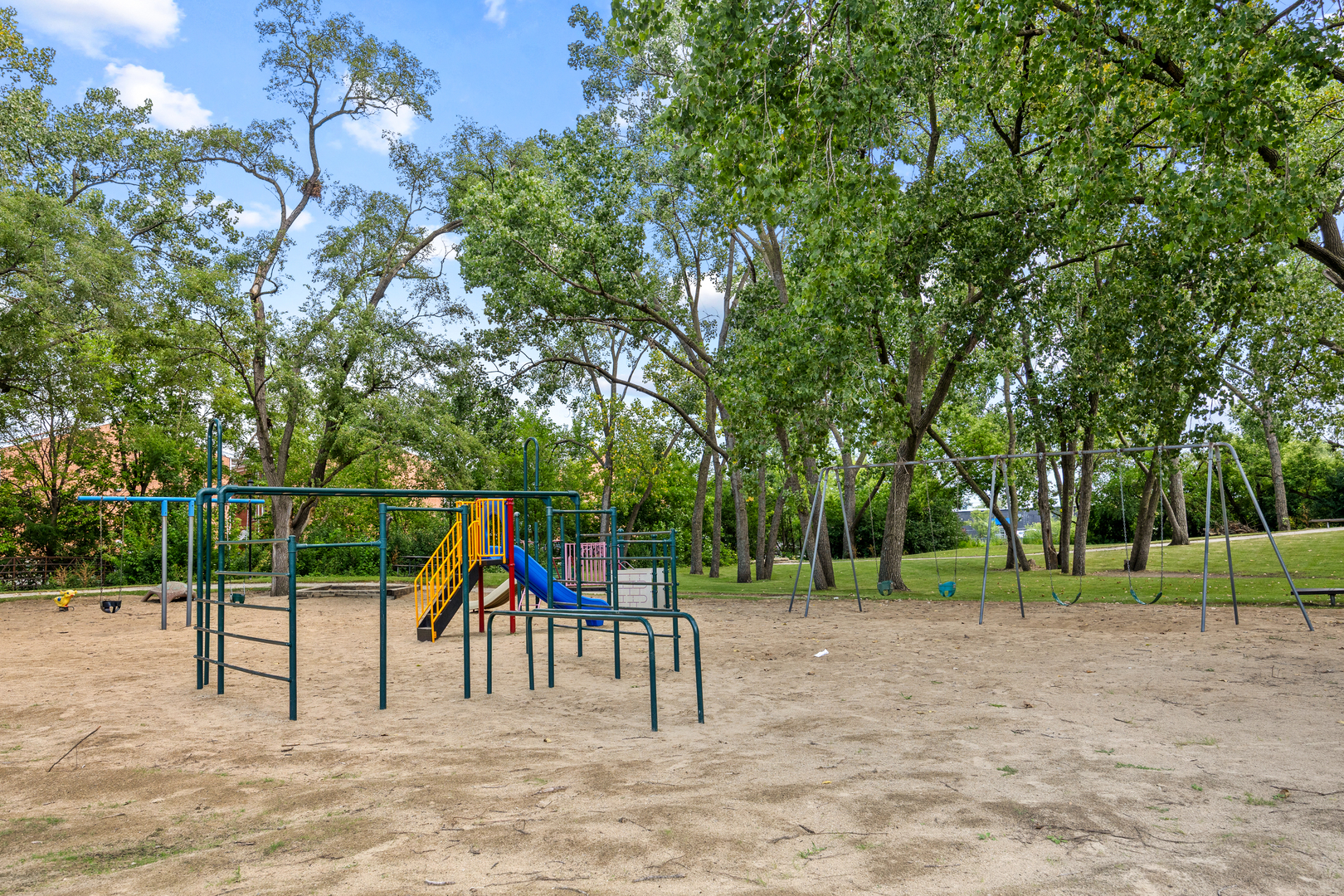 8970 N Parkside Avenue 304 Property Photo 23