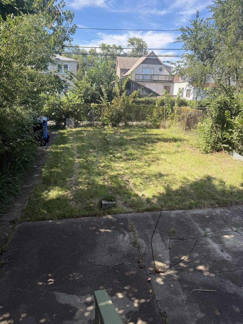 10216 S Perry Avenue Property Photo 15