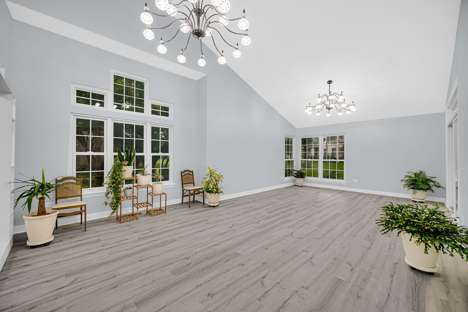 445 Cromwell Circle 1 Property Photo 5