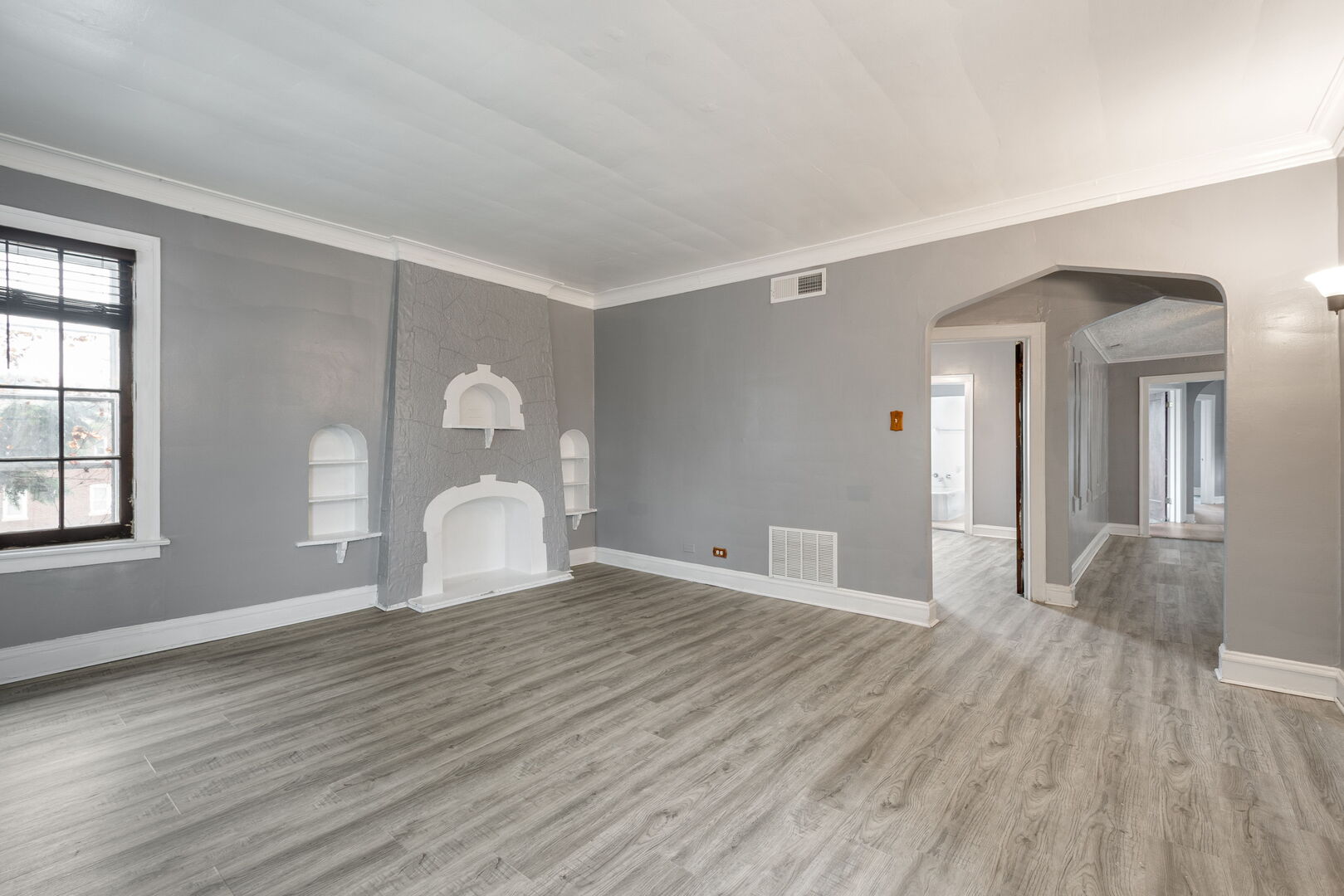 7841 S Wolcott Avenue Property Photo 4