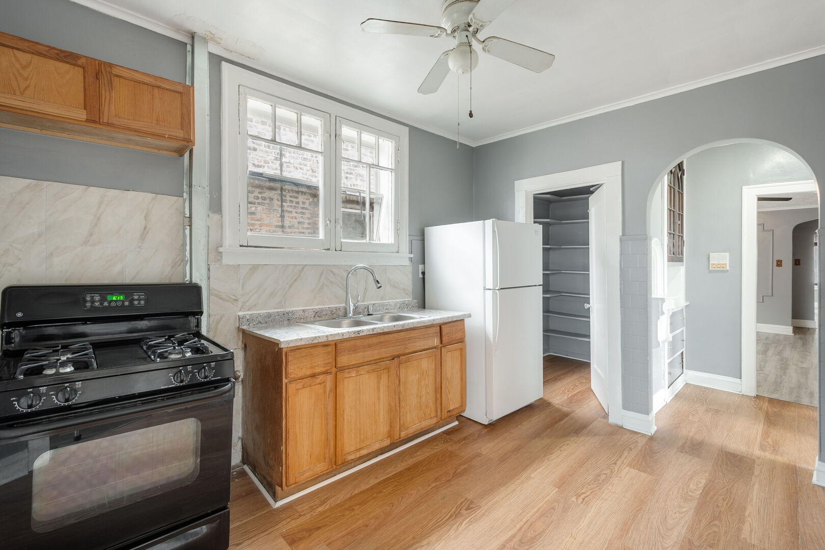 7841 S Wolcott Avenue Property Photo 13