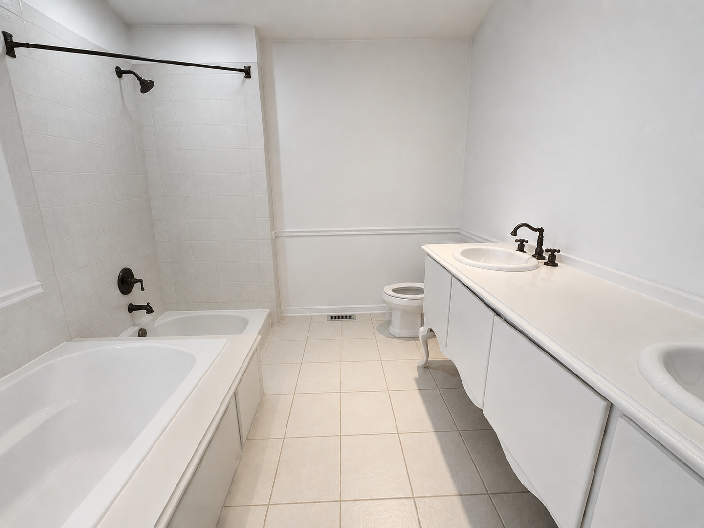 217 Lexington Court Property Photo 15