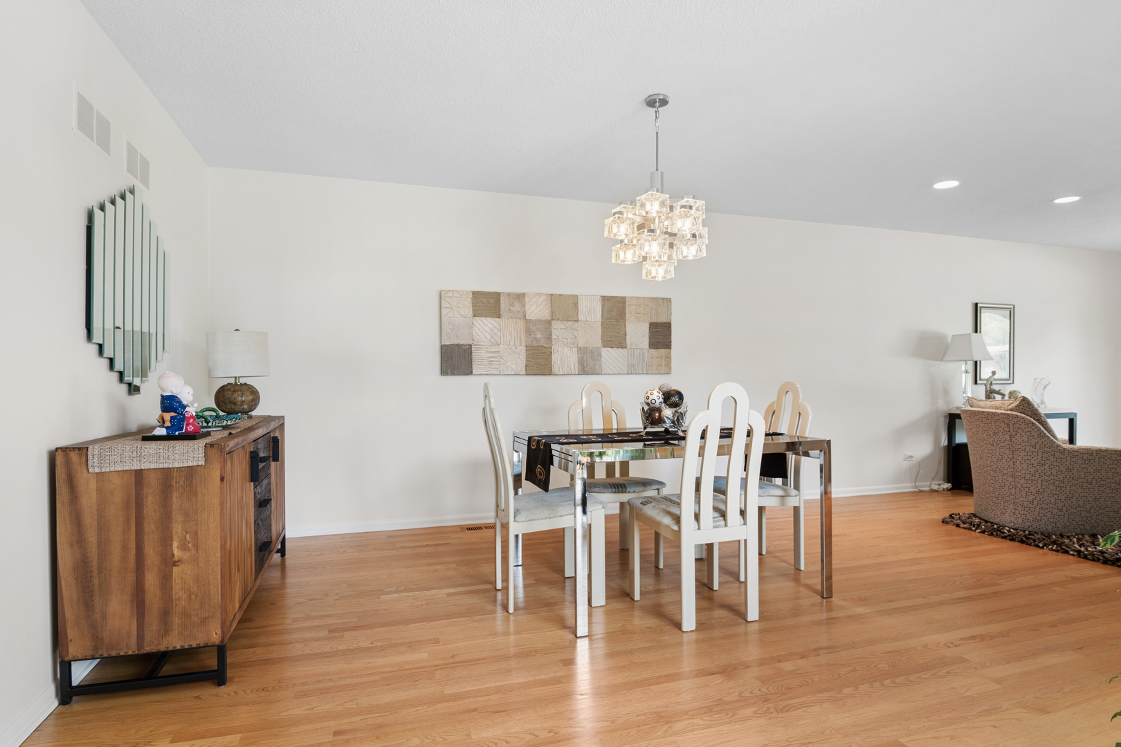 2417 Salceda Drive Property Photo 10