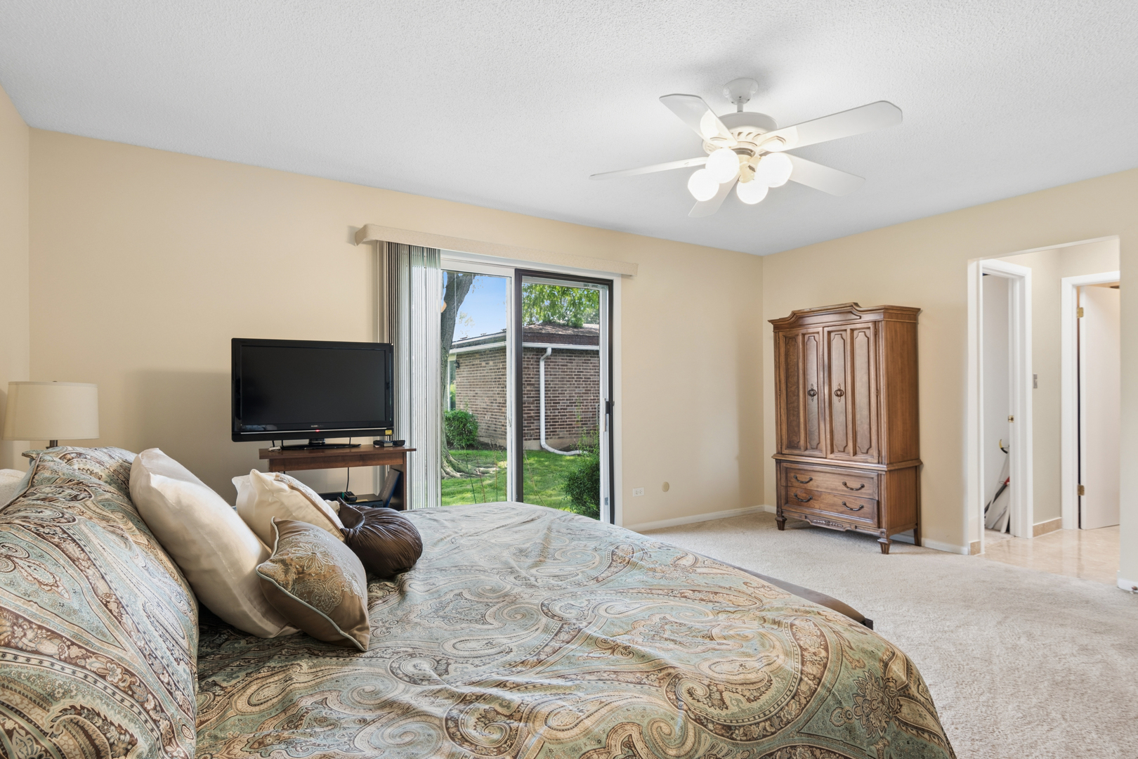2417 Salceda Drive Property Photo 14