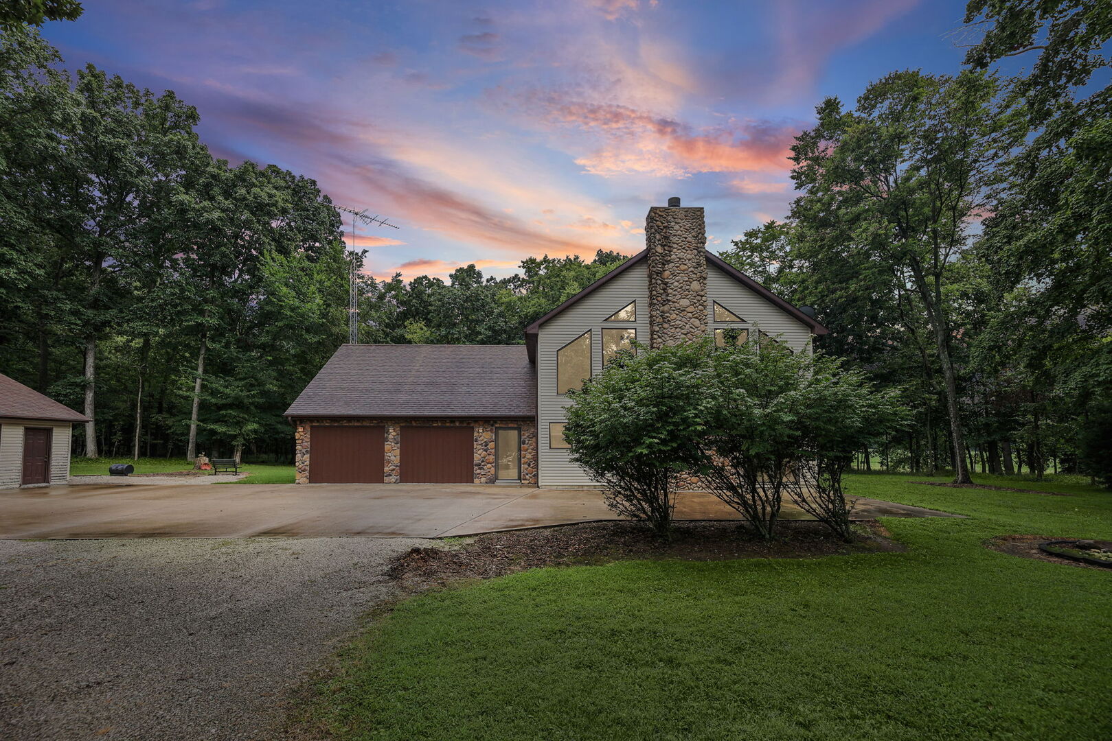 5016 Kell Road Property Photo 1