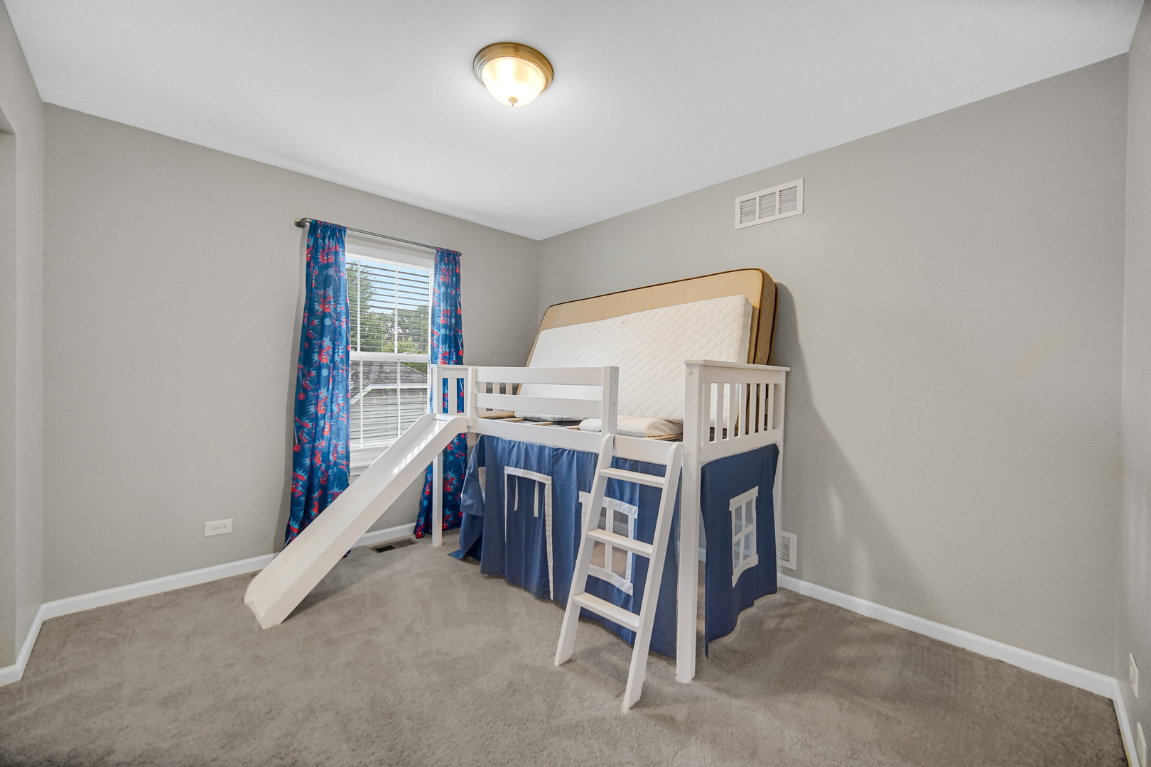 13300 Flagg Drive Property Photo 14