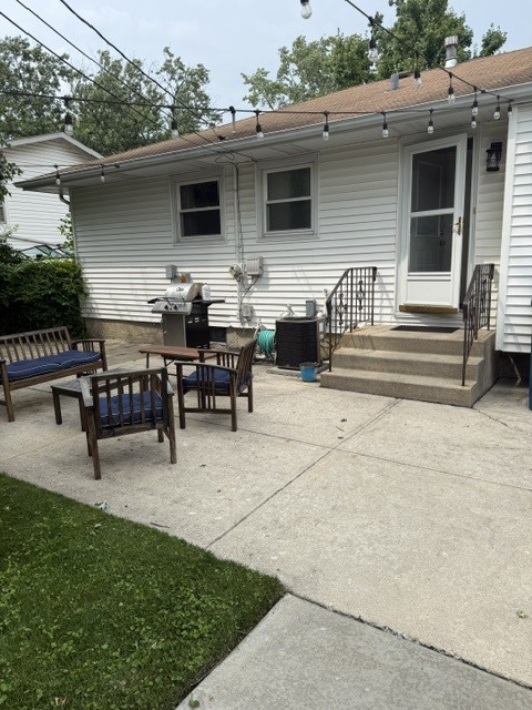 524 Gordon Drive Property Photo 3