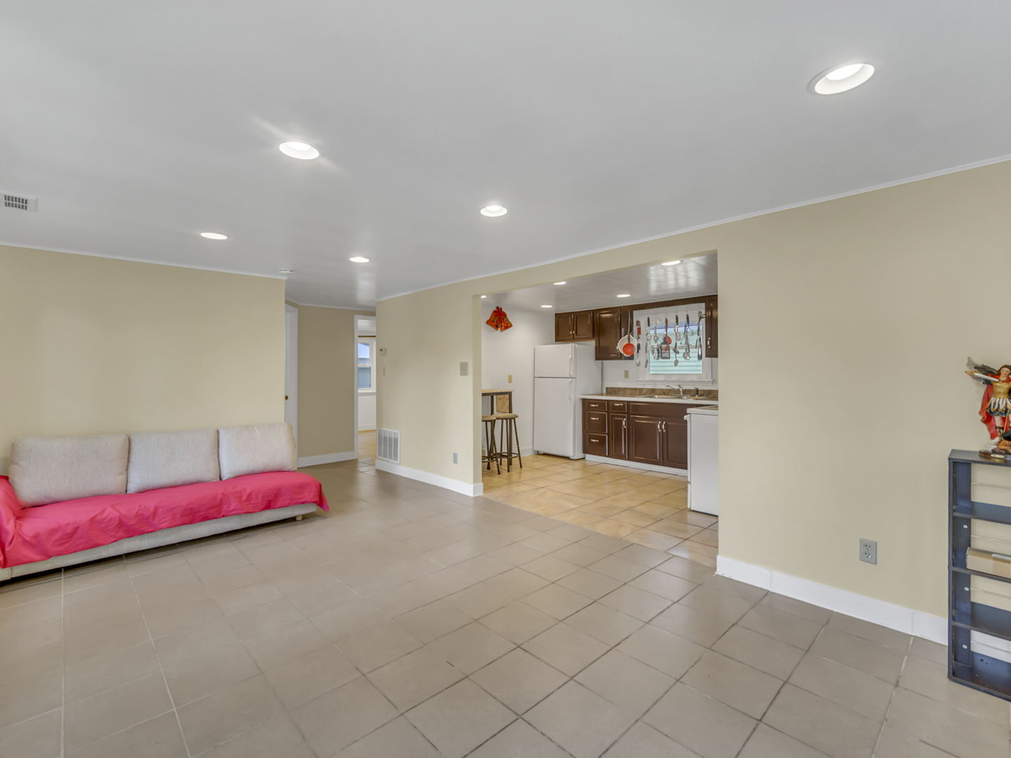 407 Hamilton Street Property Photo 5