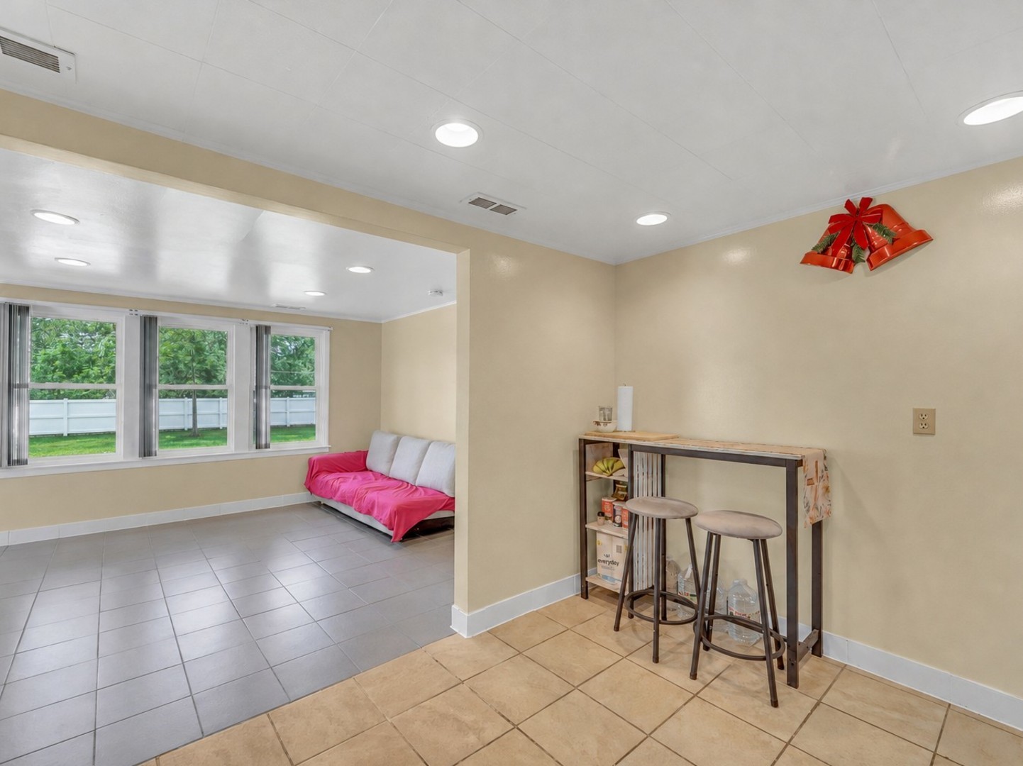 407 Hamilton Street Property Photo 6