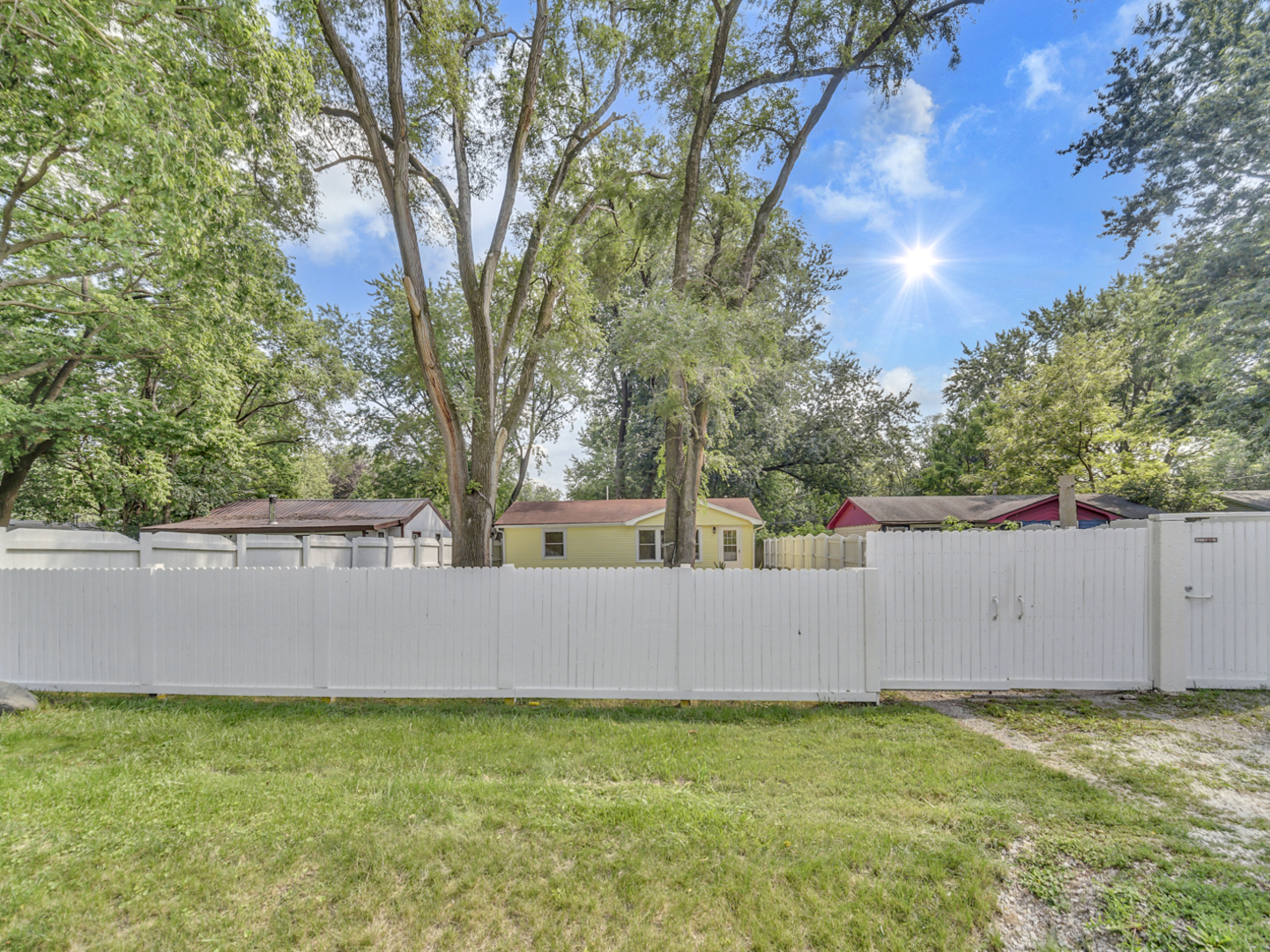 407 Hamilton Street Property Photo 14