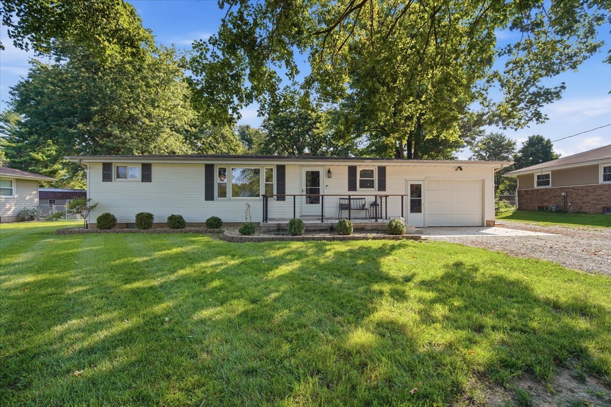 1524 Hickory Point Road Property Photo 1