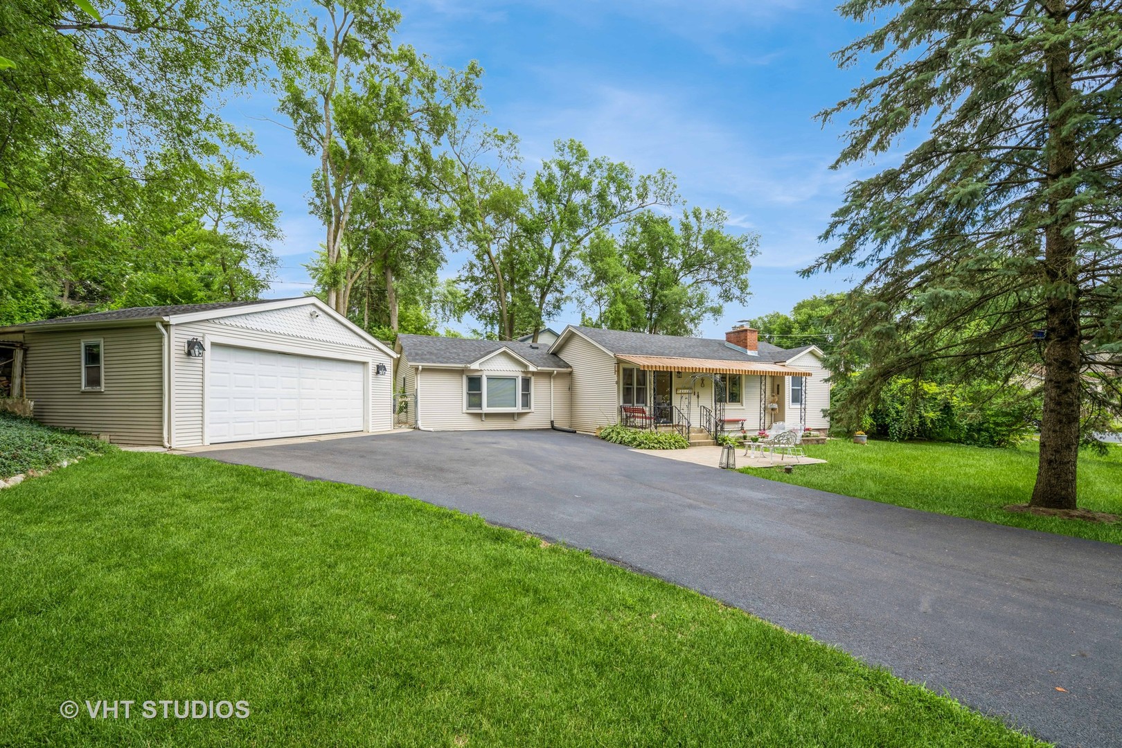 6206 Hilly Way Property Photo 1