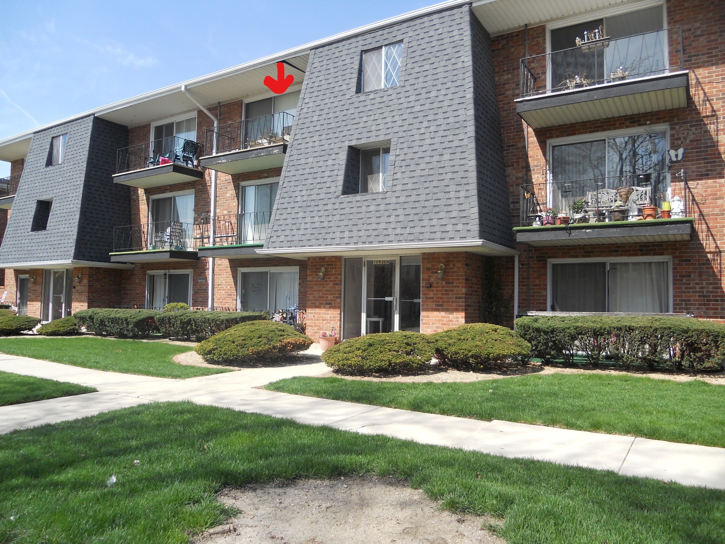 10940 S KEATING Avenue 3C Property Photo 1