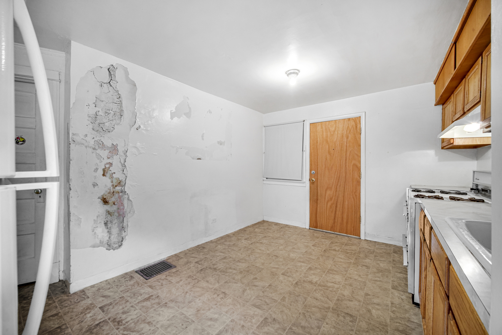 7621 S Perry Avenue Property Photo 19