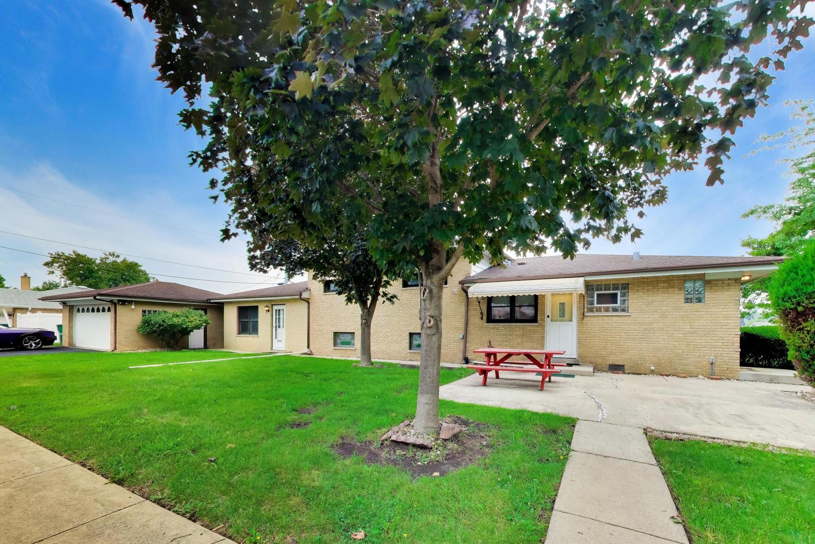 6101 W 80th Place