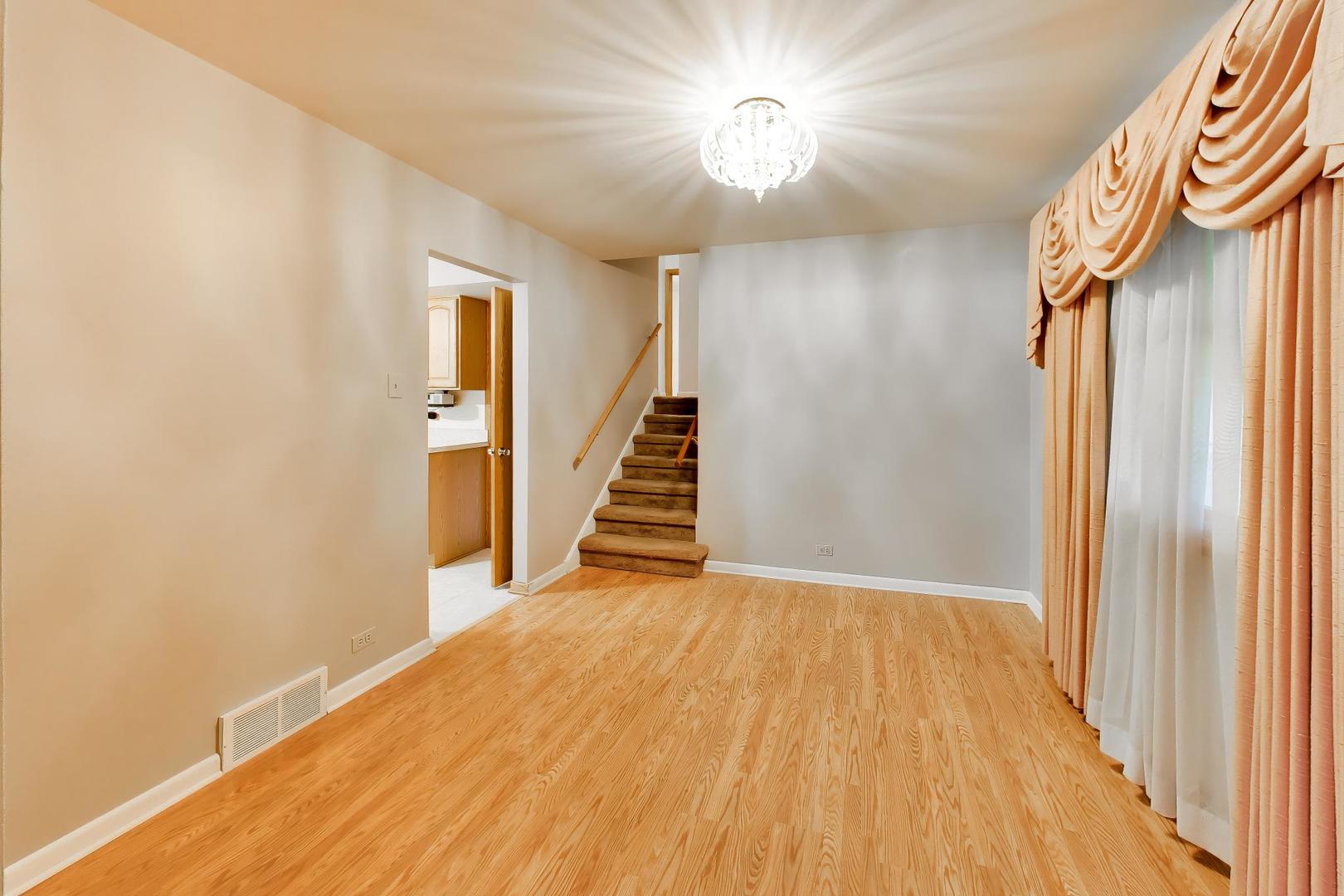 6101 W 80th Place Property Photo 12