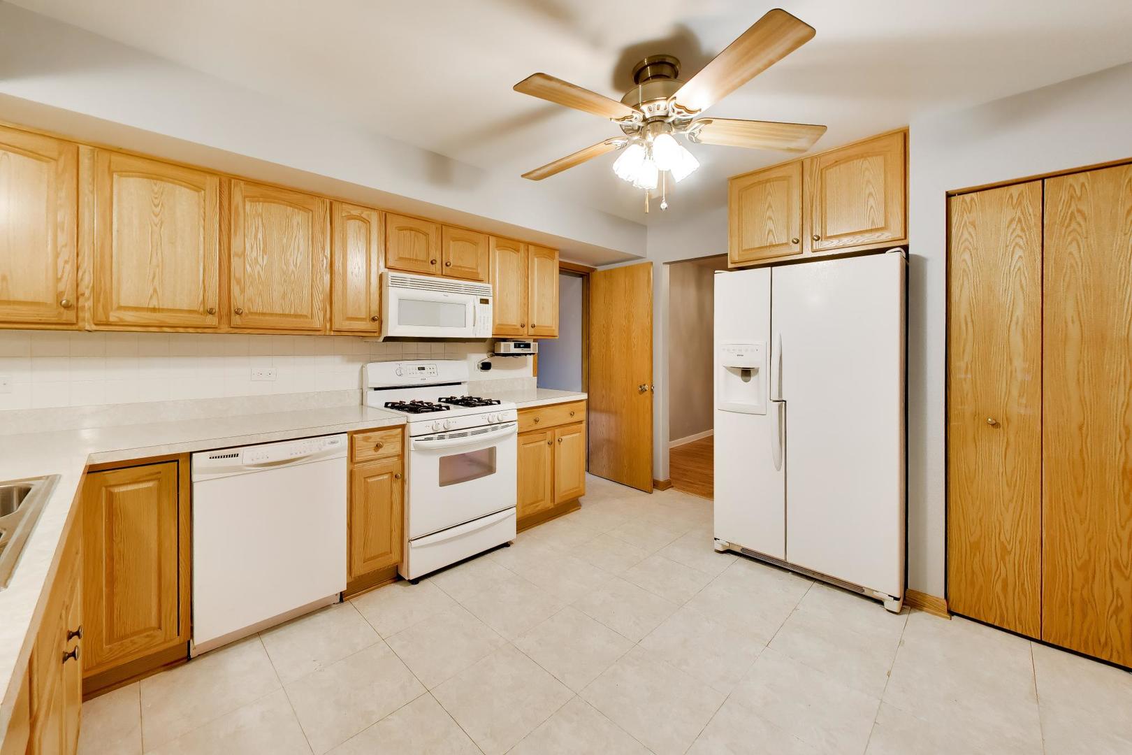 6101 W 80th Place Property Photo 17