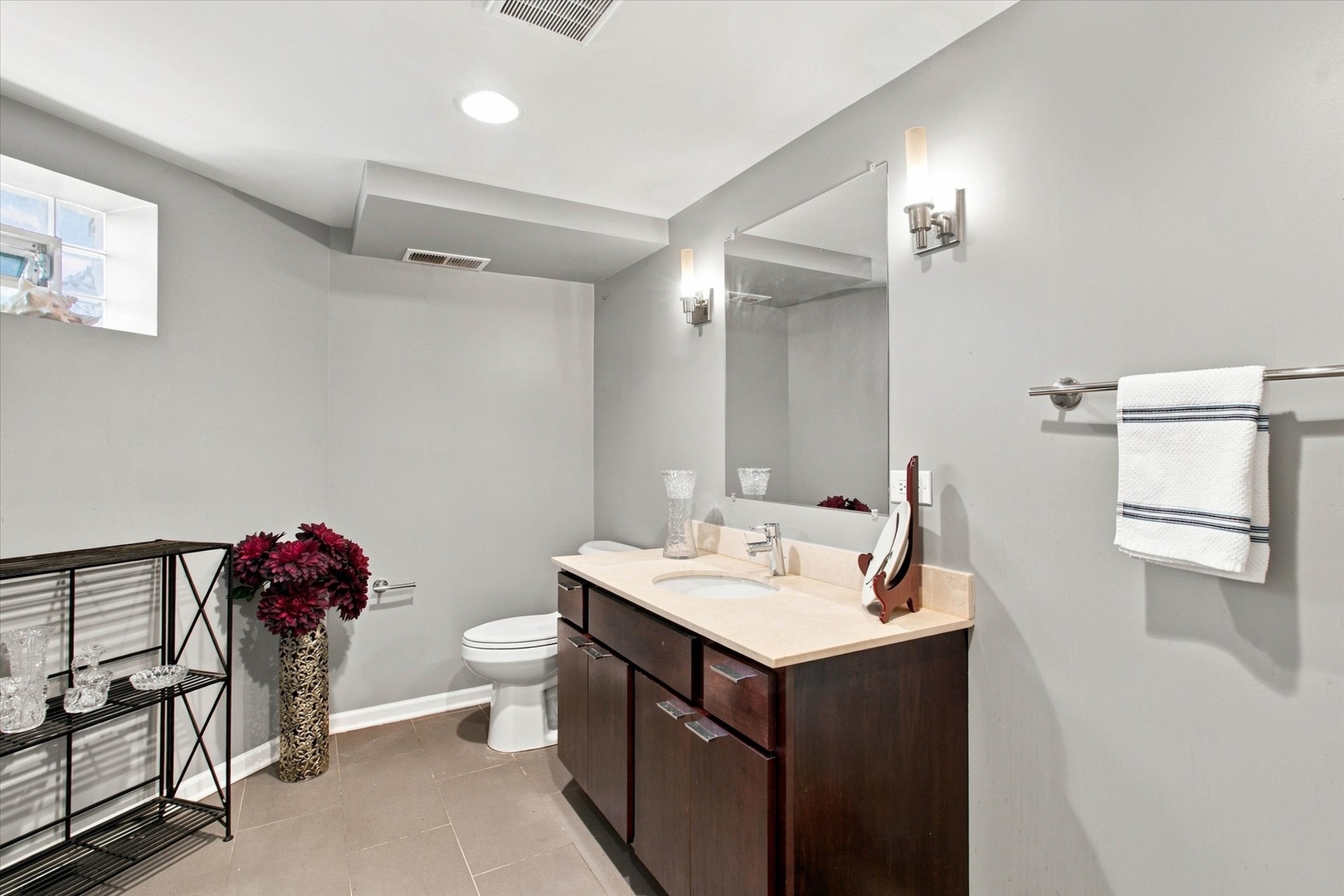6105 N Lowell Avenue Property Photo 21