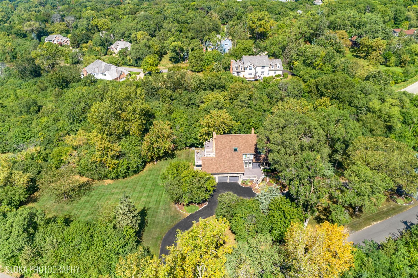 255 Indian Trail Road Property Photo 4